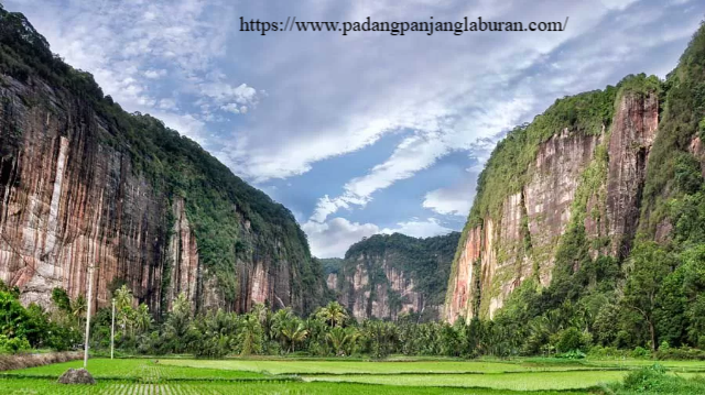 Berpetualang dan Berwisata di Lembah Harau